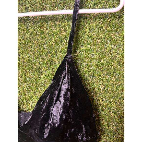Urban‎ Outfitters Out From Under Velvet Bralette Triangle Soft Stretch Size L - Picture 2 of 7